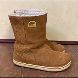 Sorel Glacy boots size 8.5